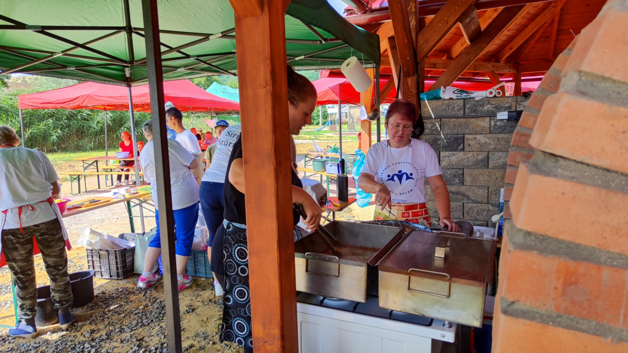 Súťaž v love rýb  Súťaž v love rýb