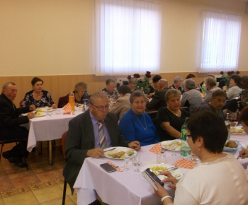 A_Menyorsz_g_boltja