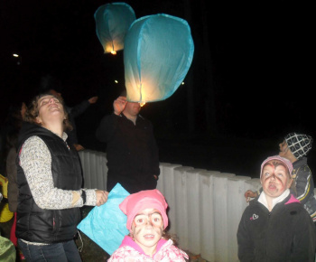 Deň Svetlonosov a lietajúcich balónov 2014